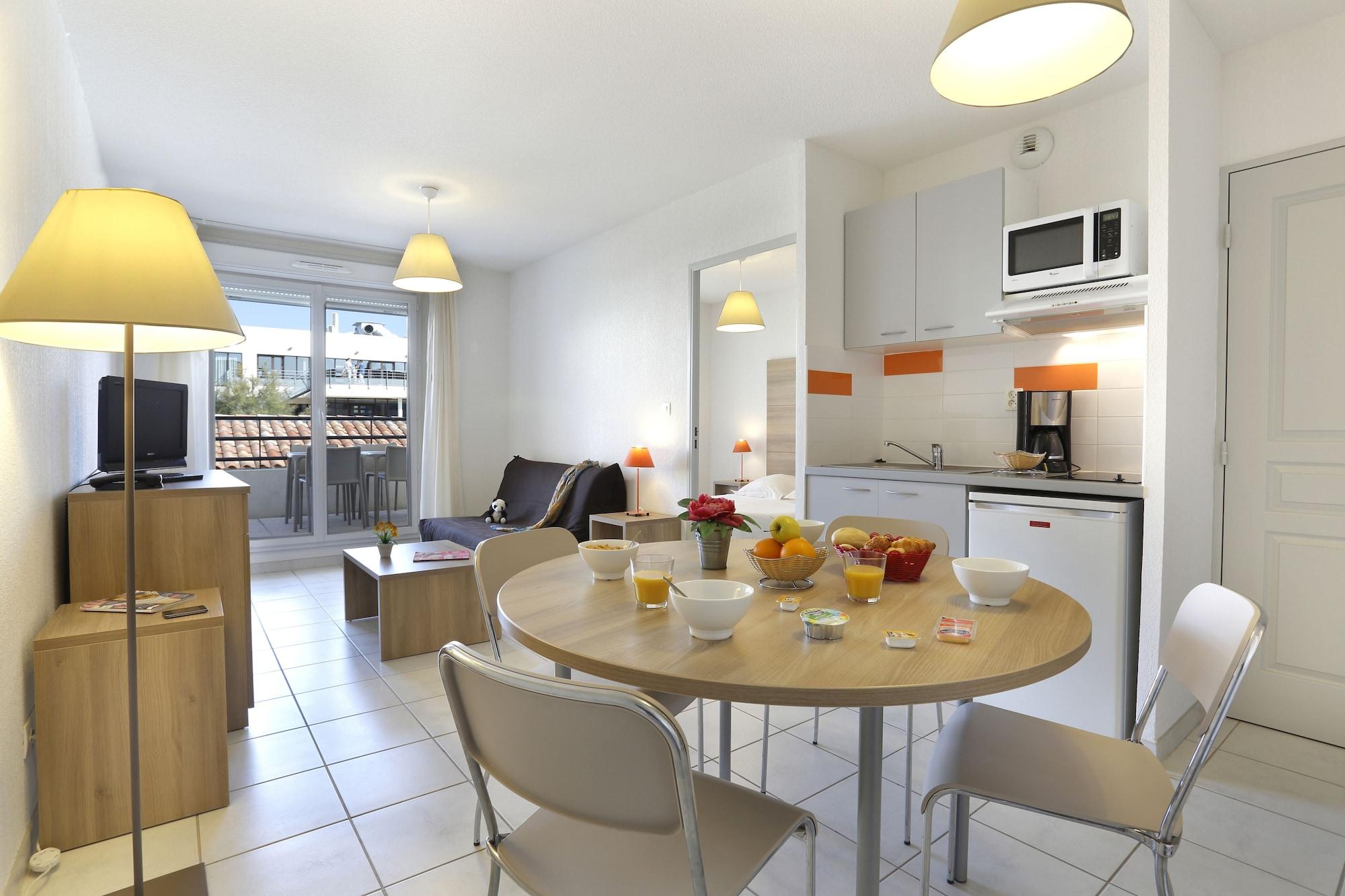 Vacanceole - Residence Cap Camargue Ле-Гро-дю-Руа Екстер'єр фото