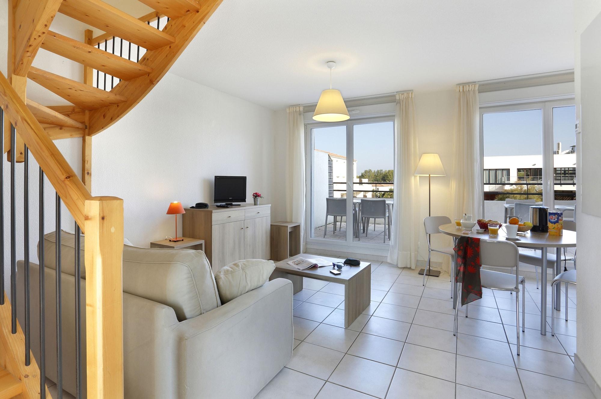 Vacanceole - Residence Cap Camargue Ле-Гро-дю-Руа Екстер'єр фото