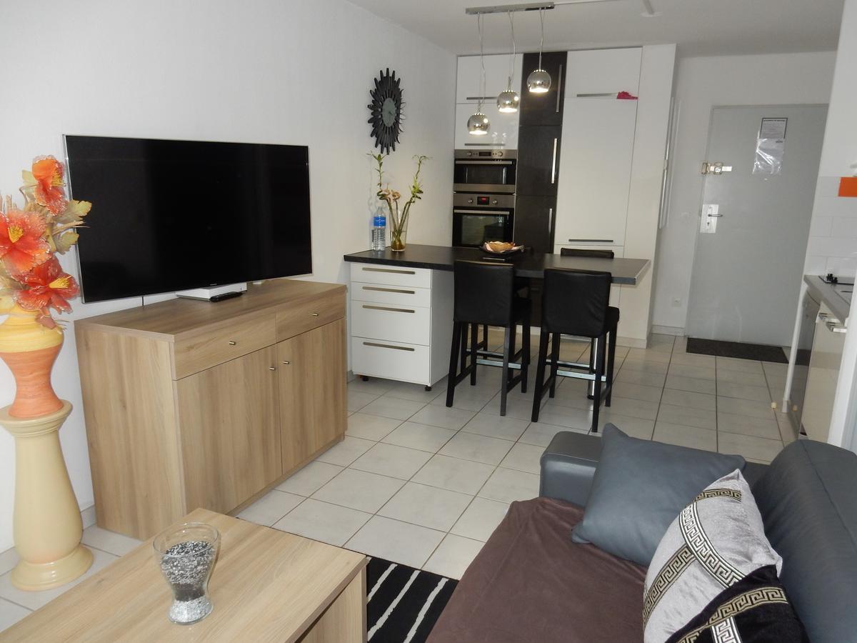 Vacanceole - Residence Cap Camargue Ле-Гро-дю-Руа Екстер'єр фото